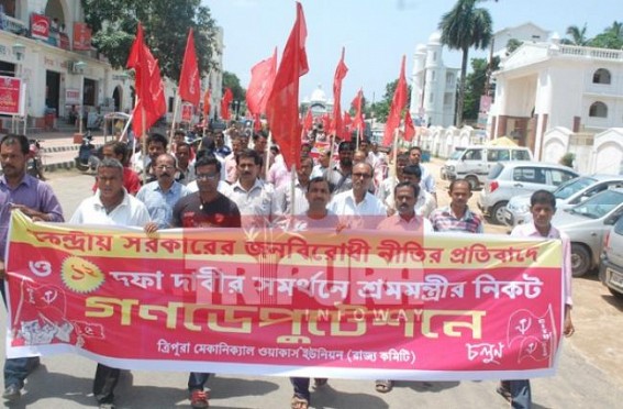 Tripura Mechanical Workerâ€™s Union placed deputation to the labour Minister 